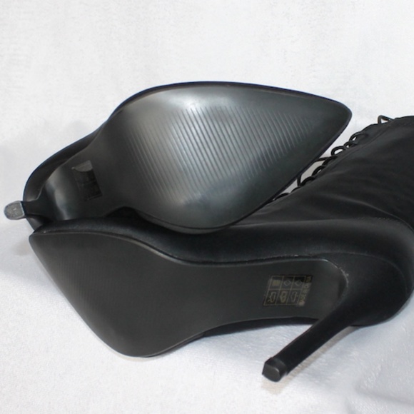 Black Lace-Up Heeled Calf Boot - Picture 5 of 6